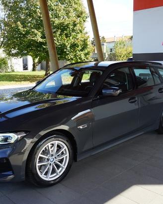 BMW 320 e Touring auto