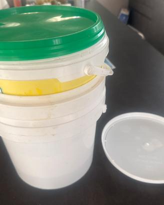 Secchi capienza 5 kg