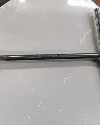 chiave T fissa Beta 950 