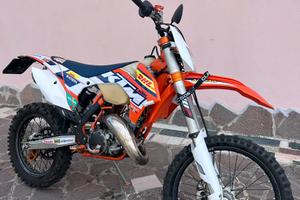 KTM EXC 125 SIX DAYS EDITION TARGATO patente a1
