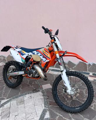 KTM EXC 125 SIX DAYS EDITION TARGATO patente a1