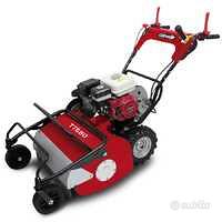 Trinciaerba a martelli falciatutto semovente