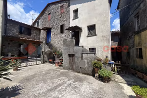 Terratetto Borgo a Mozzano [UM237MGVRG]