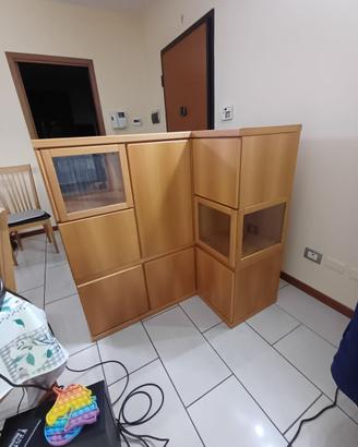 Mobiletto a L di design su misura come nuovo