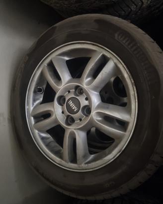 Cerchi e gomme estive 15 x Mini