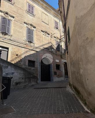 MULTILOCALE A PALIANO