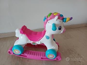 Dondolo nuvola unicorno - Clementoni. 