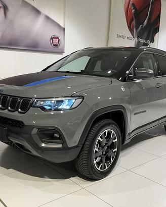 Jeep Compass 4xe 1.3 T4 PHEV 240cv Trailhawk ...