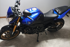 Yamaha FZ8