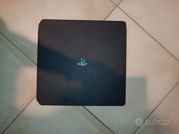 PlayStation 4 slim