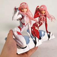 Action figure Zero Two di Darling in the Franxx 