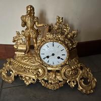 Orologio antico del 1800 in metallo dorato