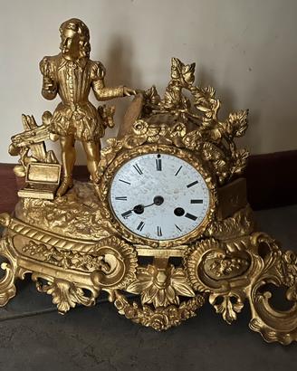 Orologio antico del 1800 in metallo dorato