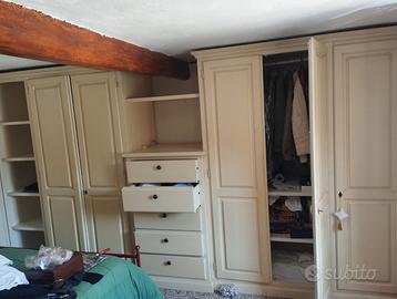 Armadio in legno
