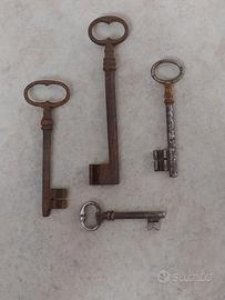 Lotto 4 chiavi da collezione. 