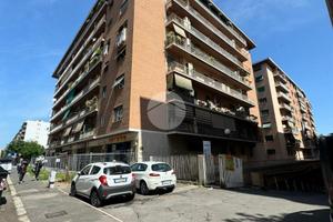 3 LOCALI A ROMA