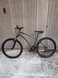 Rockrider st 100