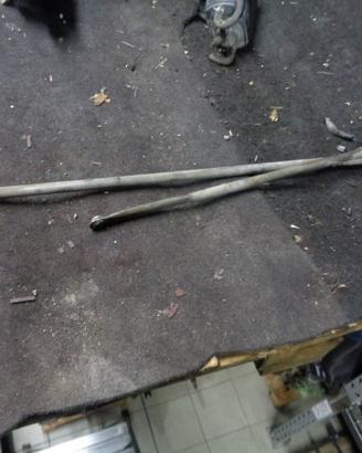 LEVERAGGIO TERGI ANTERIORE SUZUKI IGNIS 2003