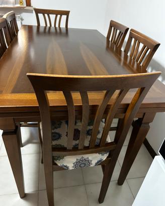 Tavolo in legno