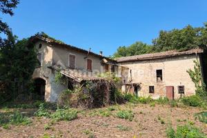 Vendita rustici da ristrutturare