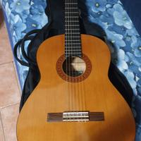 chitarra classica Yamaha 