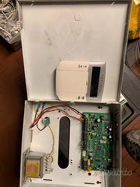 Centrale allarme PARADOX  MG5050