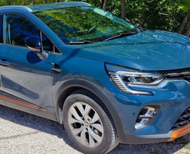 Renault Captur plugin 1.6 160 cv