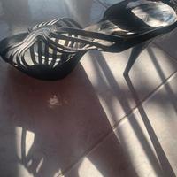 Scarpe con tacco alto