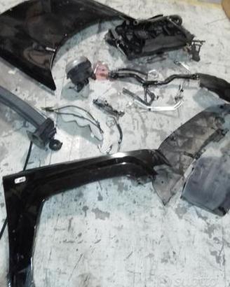 Pezzi muso Jeep Patriot 2010