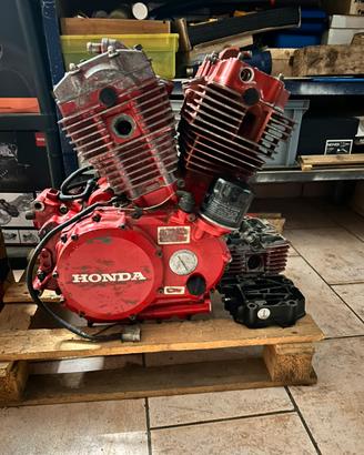 Motore  Honda xlv 750r  1984
