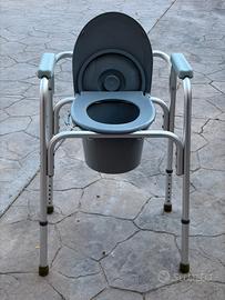 Sedia WC con coperchio