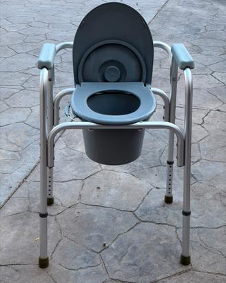 Sedia WC con coperchio