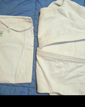 Kimono Judo Adidas Champion III – pari al nuovo