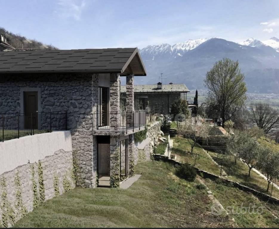 Rustico / Casale di 94 m² con 3 locali e box auto - Vista 2