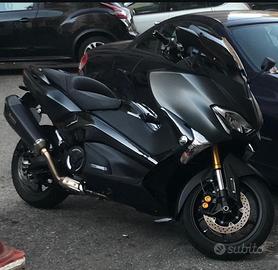 T max km 14800 certificati YAMAHA