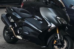 T max km 14800 certificati YAMAHA