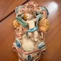 Acquasantiera in ceramica