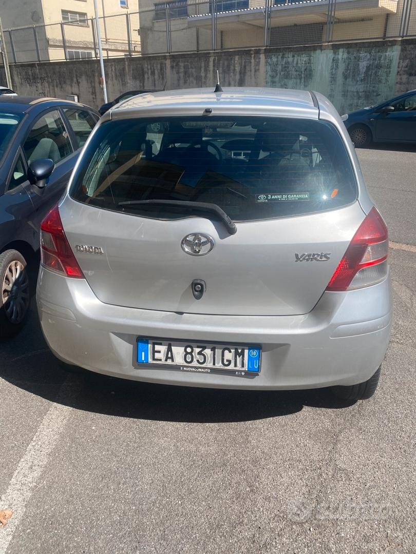 Toyota Yaris 2010 photo 3