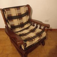 Poltrona  in legno