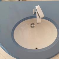 Lavabo in ceramica 
