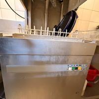 Lavastoviglie e lavabicchieri