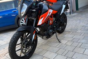 Occhio al prezzo Ktm 390 Adv Febb. 2024 km 4200