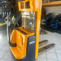 CARRELLO ELEVATORE STOCCATORE Jungheinrich EJC 112