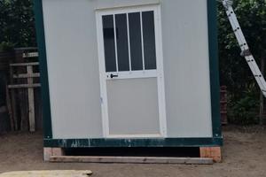container 