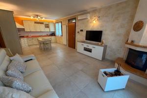 Villa di 140 m² con 5 locali e box auto a Occhiobe