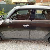 MINI COUNTRY MAN 1.6 cooper D