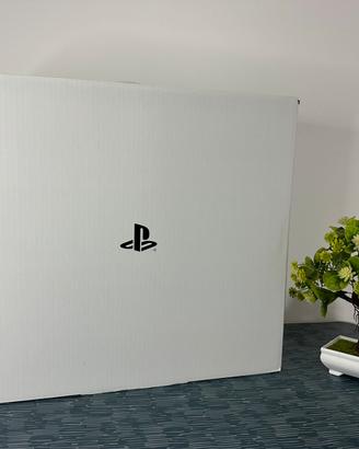 PlayStation 5 825GB + 2 Joystick originali Sony