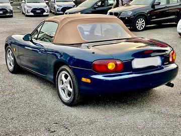 Mazda MX-5 1.6i 16v