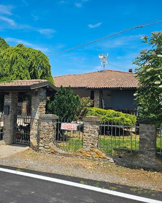 villa singola su 2 livelli 