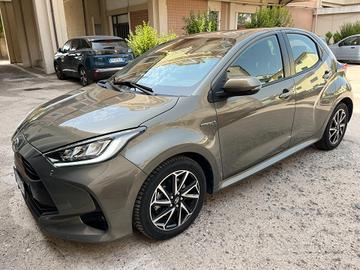 Toyota Yaris 1.5 Hybrid 5 porte Trend
